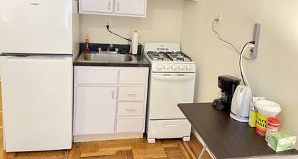 One Bedroom Apartment In Manhattan