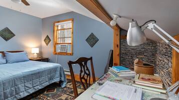 5 soveværelser, skrivebord, strygejern/strygebræt, Wi-Fi