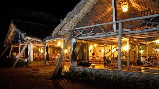 Front of property - Ikoma Bush Camp (Serengeti)