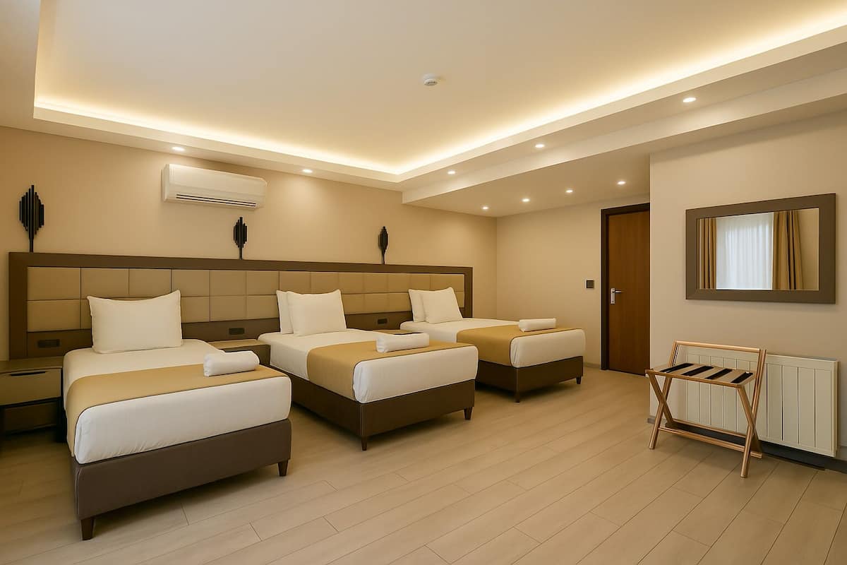 Standard Triple Room | Premium bedding, minibar, in-room safe, desk