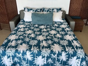 4 slaapkamers, een bureau, een strijkplank/strijkijzer, gratis wifi