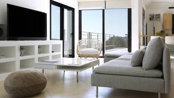 Vila Mewah | Area keluarga | TV