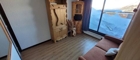 Télévision à écran plat