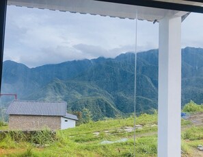 Phòng 4 cơ bản | Truy cập Internet không dây miễn phí, bộ trải giường 