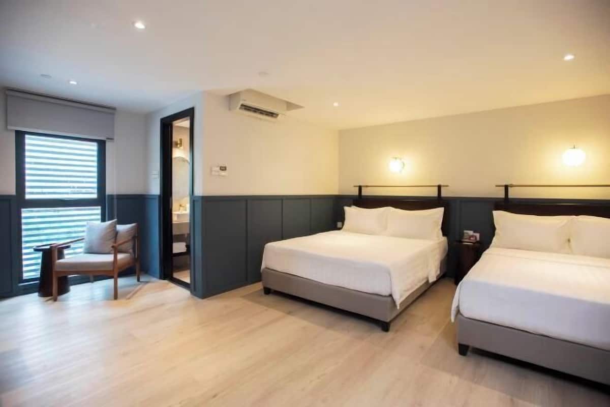 In-room safe, desk, iron/ironing board (on request), WiFi (free)