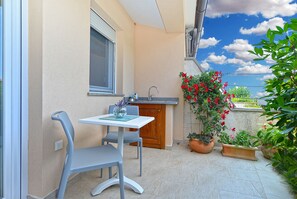 Outdoor dining - House 2195/57155 (Istria - Peroj), 700m from the beach (Peroj)
