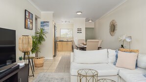 Interior - Formosa 202 (Cape Town)