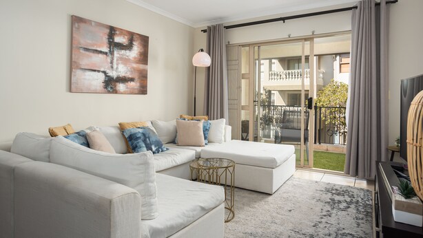 Deluxe Apartment | Living area - Formosa 202 (Cape Town)