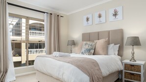 Deluxe Apartment - Formosa 202 (Cape Town)