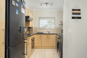 Deluxe-Apartment | Eigene Küche | Kühlschrank, Mikrowelle, Ofen, Herdplatte