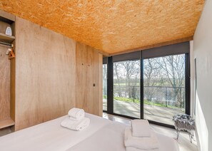 2 bedrooms, free WiFi