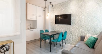 Pineapple Suite - Heart of Malaga
