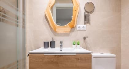 Pineapple Suite - Heart of Malaga