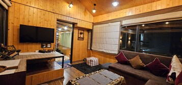 皇家开间套房, 山景 | 免费 WiFi、床单