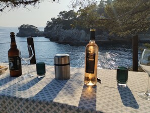 Bar (in der Unterkunft)