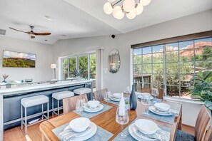Dining - Red Rock Views, Walk to Trails & Shops, Spacious, Modern, Well-Stocked, Peaceful Sedona Escape (Sedona)