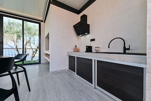 Fridge, microwave, oven, dishwasher - Villa Skyfall ZadarVillas (Bibinje)