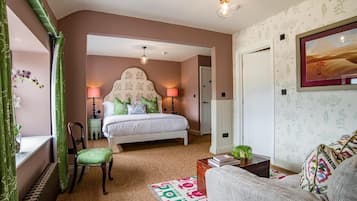 Luxury Suite | 1 bedroom, individually decorated, individually furnished, desk