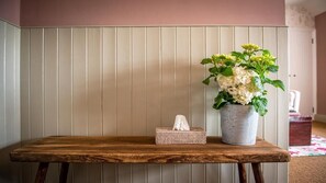 Luxury Suite | 1 bedroom, individually decorated, individually furnished, desk - The White Lion (Cowbridge)