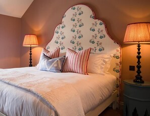 Luxury Suite - The White Lion (Cowbridge)