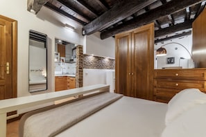 1 chambre, fer et planche à repasser, Wi-Fi