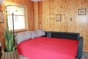2 habitaciones, escritorio, tabla de planchar con plancha y wifi gratis 