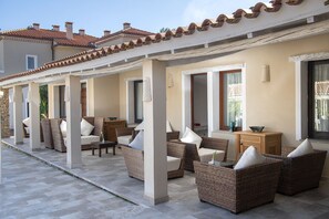 Terrace/patio - Villa Cavalieri Country Hotel (Pula)
