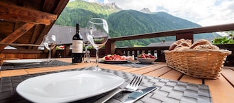 In the Center of Neustift - Two Bedroom Luxury Penthouse sleeps 4
