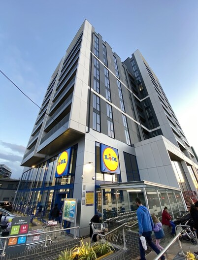 Lovely Luxury 1-bed Apartment in Wembley