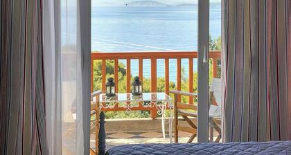 Casa Bianca Elegant 2BR House Near Beach