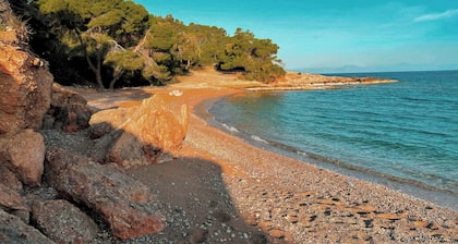 Casa Bianca Elegant 2BR House Near Beach