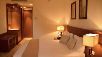 1 chambre, minibar, coffres-forts dans les chambres, rideaux occultants