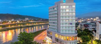 Tru by Hilton Lao Cai City Riverside