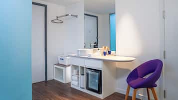 In-room safe, desk, laptop workspace, blackout drapes