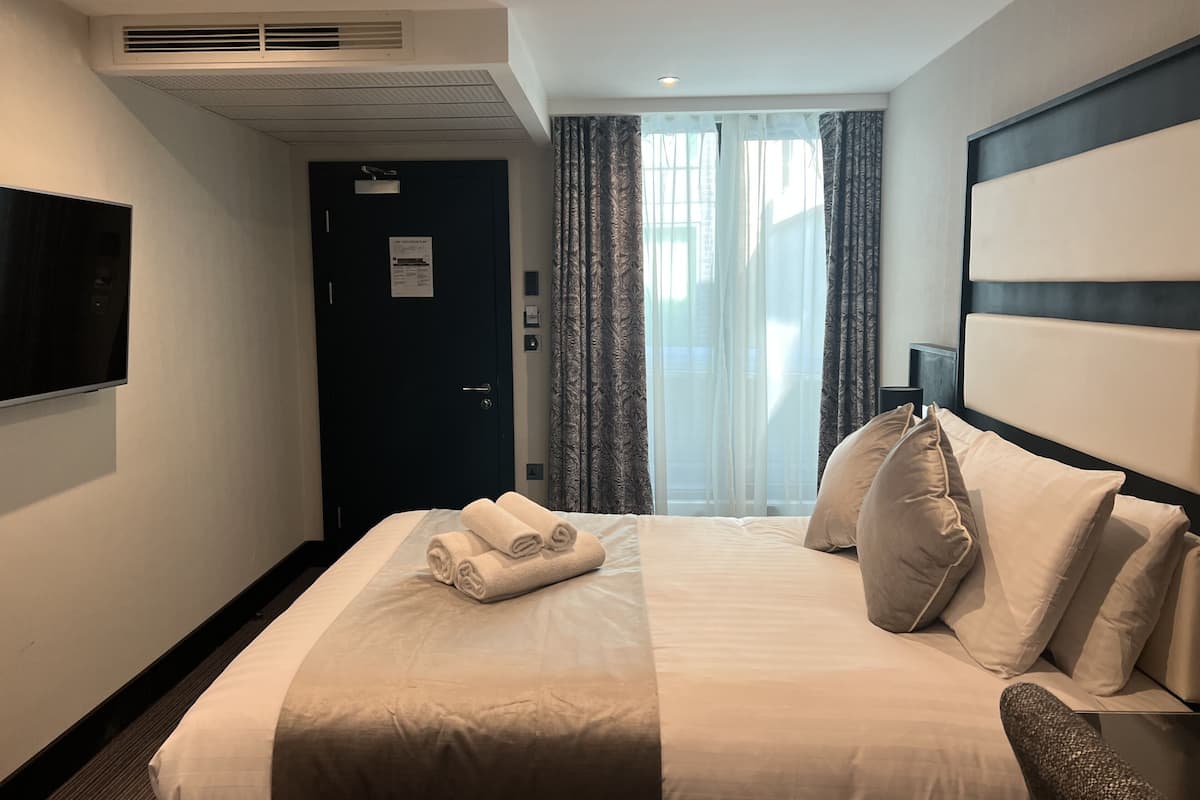 Executive-Suite | 1 Schlafzimmer, Zimmersafe, Schreibtisch, laptopgeeigneter Arbeitsplatz