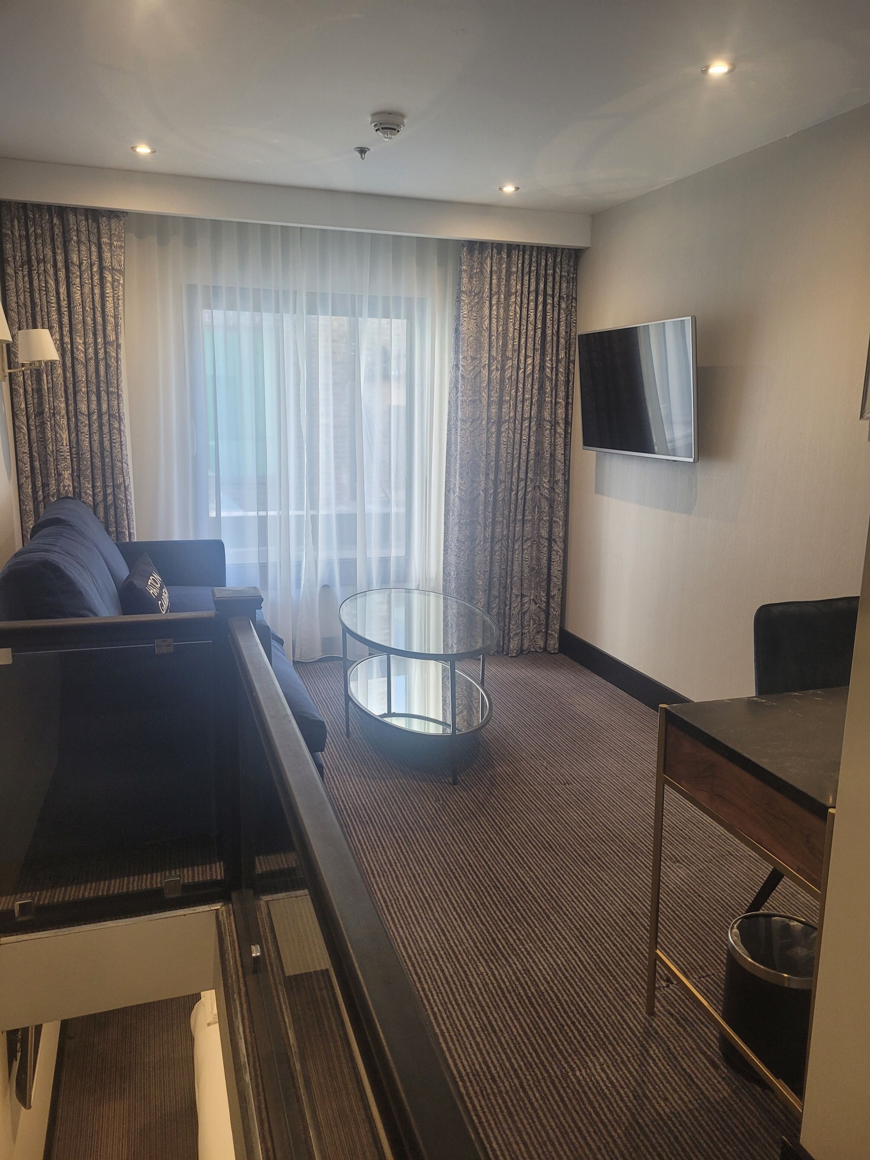 executive suite | 1 bedroom, in-room safe, desk, laptop workspace