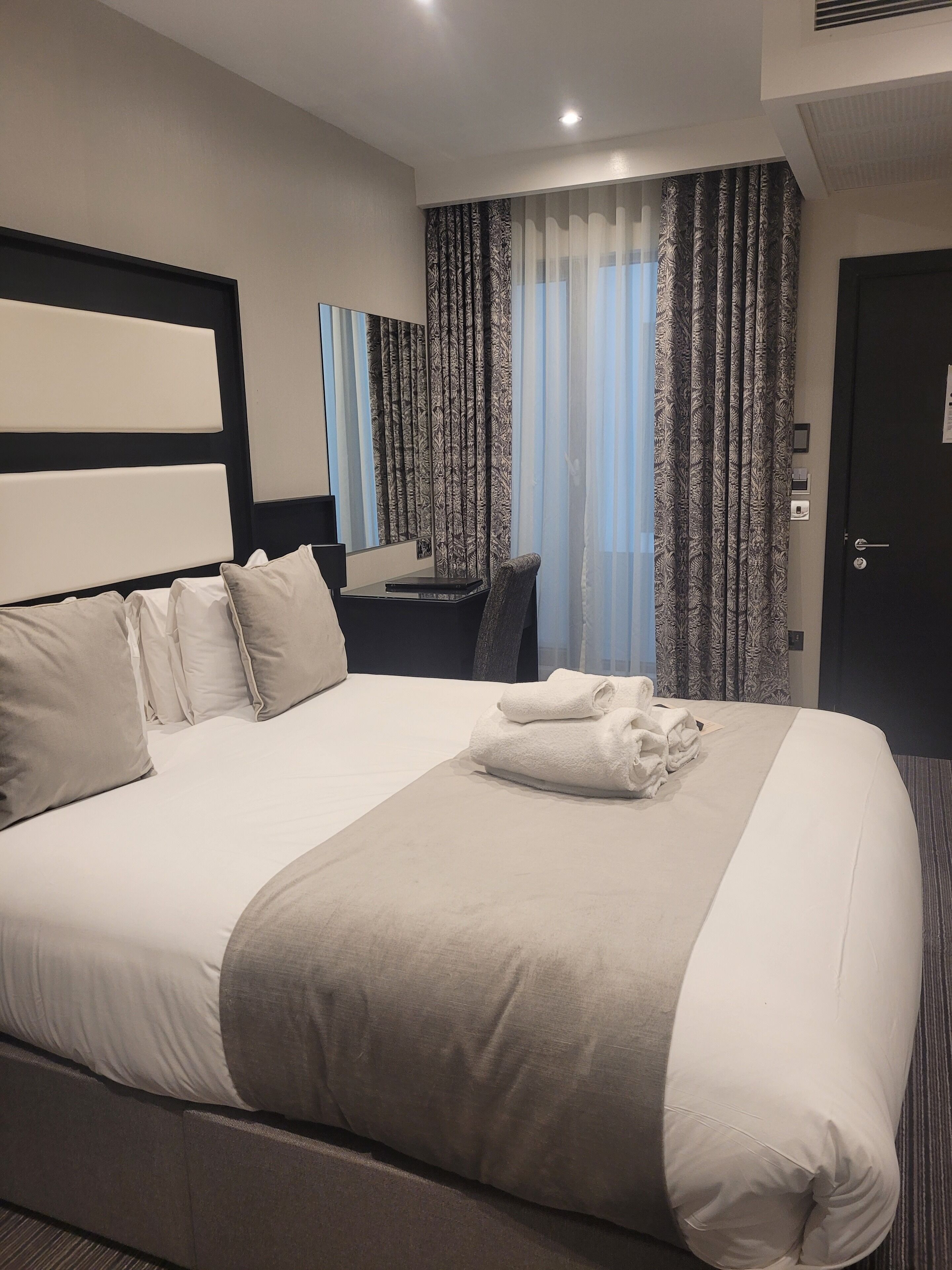 In-room safe, desk, laptop workspace, blackout drapes