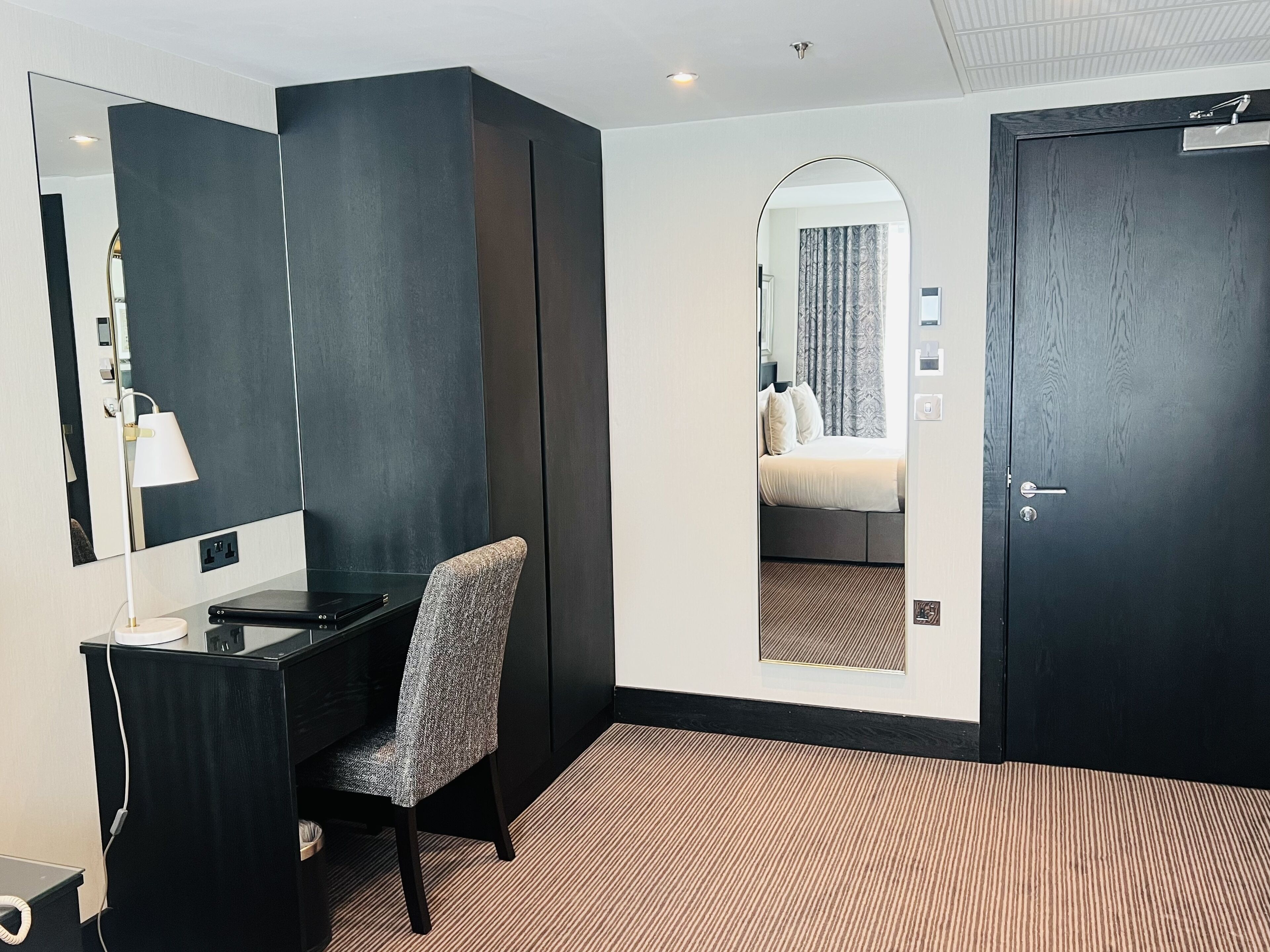 junior suite, balcony | 1 bedroom, in-room safe, desk, laptop workspace