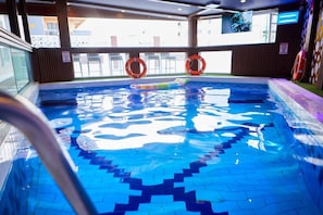 Piscina interna