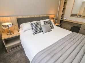 2 bedrooms, individually decorated, individually furnished, free WiFi - Sherwood 34 (Carnforth)