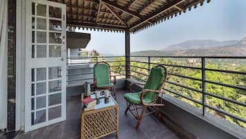 Family Villa | Balcony