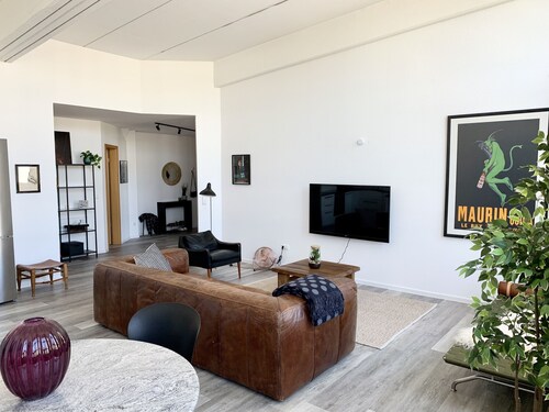 Loft Apartment + Zentral und Parkplatz + Altstadt Wandern Kanufahren