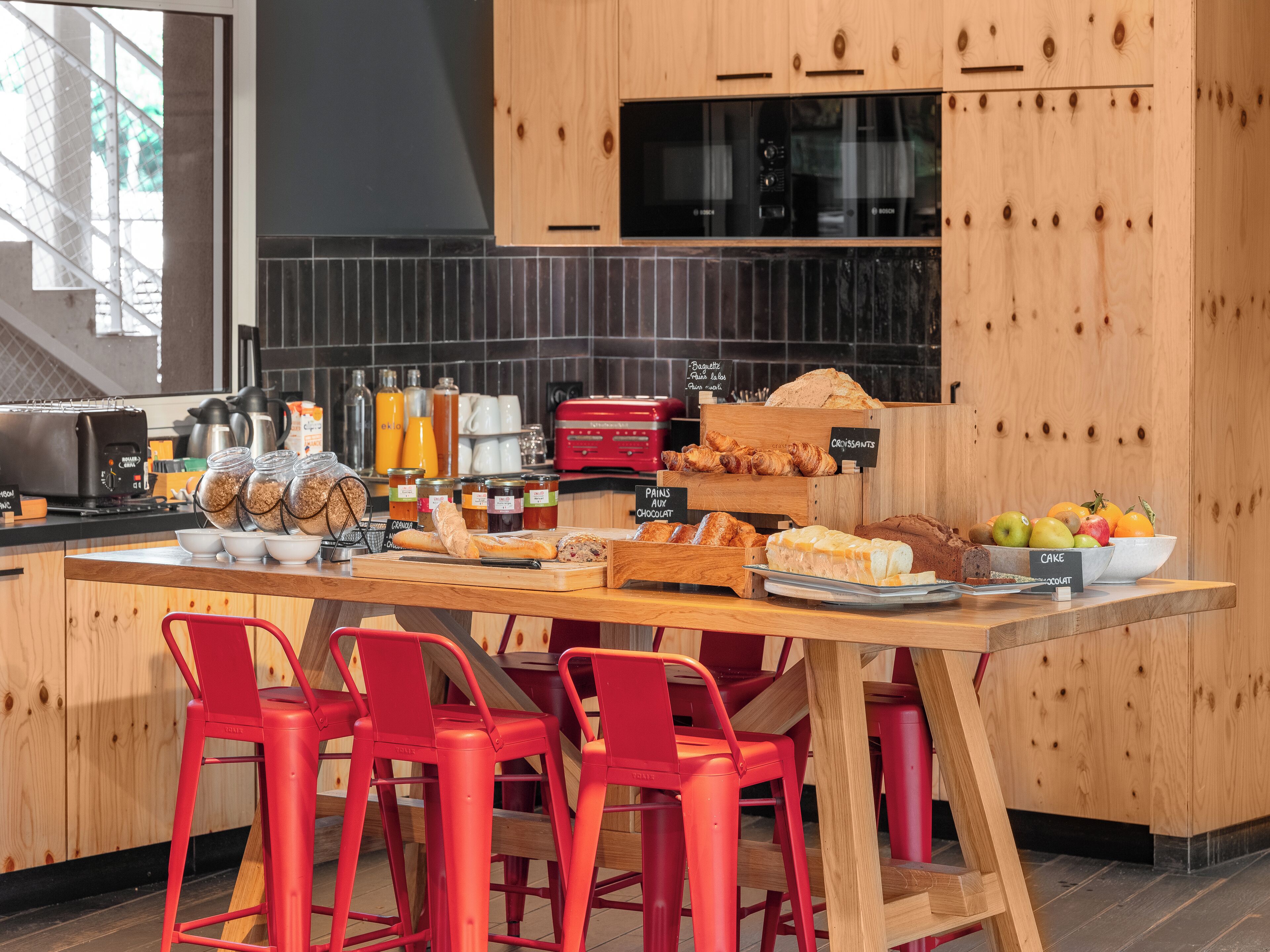 Daily buffet breakfast (EUR 10 per person)