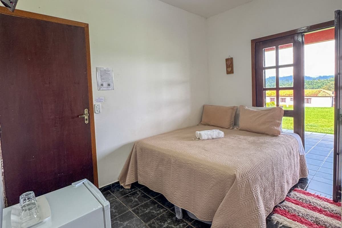 Standard Suite | Peralatan tempat tidur hipoalergenik, bar mini, cadar katil