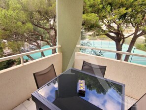 Outdoor dining - 1 Chambre Parking Climatisation Plage 100M (Sète)