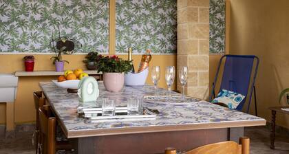 Maison de vacances "Nonna Tuzza" proche de la mer, avec terrasse et Wi-Fi.