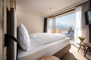 1 bedroom, iron/ironing board, free WiFi, bed sheets - Oberfallerhof 'Apartment Inni' with Mountain View, Garden & Wi-Fi (Barbiano)