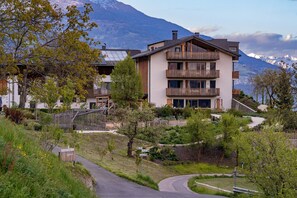 Exterior - Oberfallerhof 'Apartment Inni' with Mountain View, Garden & Wi-Fi (Barbiano)