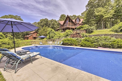 Private Guest House w/ Deck + Spectacular Views!