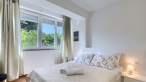 Ảnh chưa phân loại, 5 trong số 20 ảnh, nút